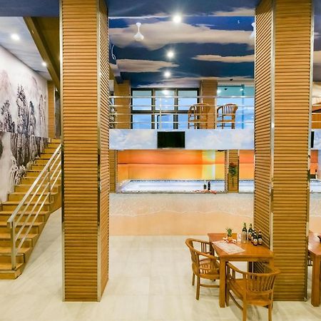 Caroline Hostel Canggu  Bagian luar foto